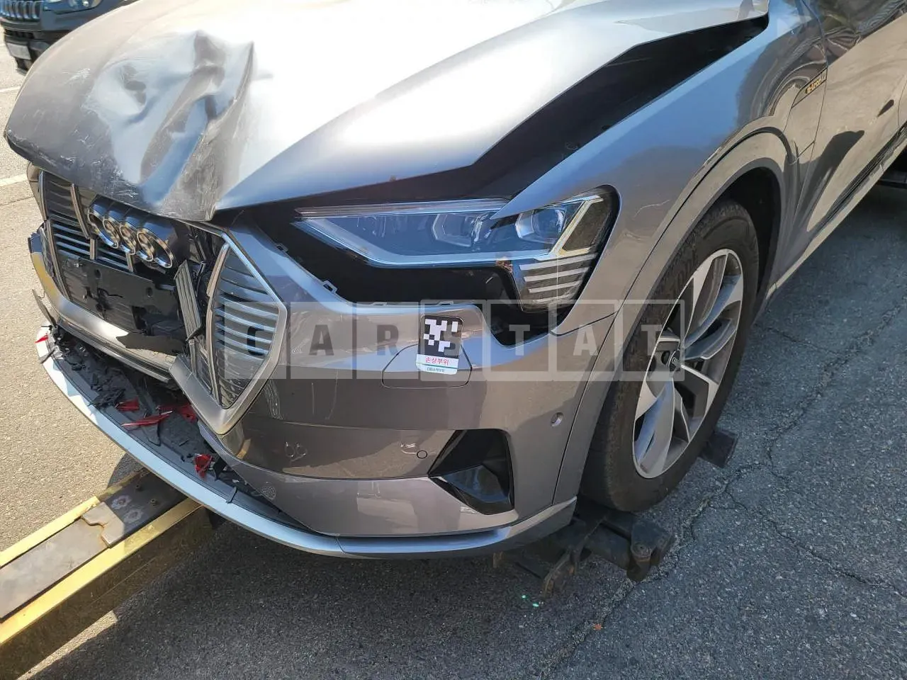 Photo 2 of 28: 2022 Audi e-tron 55 quattro, VIN WAUZZZGE7NB032018 — Korean insurance auction