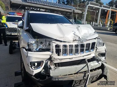 Photo 1 of 15: 2015 Jeep Zip Compass — Korean insurance auction