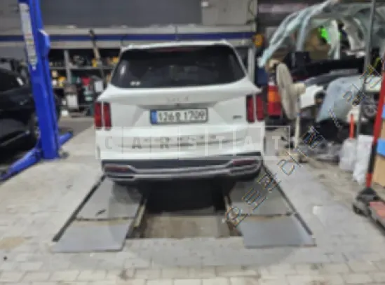 Photo 2 of 21: 2022 Kia Sorento — Korean insurance auction