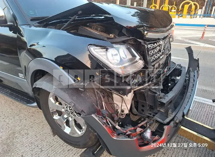 Photo 2 of 16: 2017 Kia Mojave 4WD — Korean insurance auction