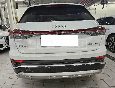 Photo 2 of 19: 2023 Audi Q4 40 e-tron — Korean insurance auction
