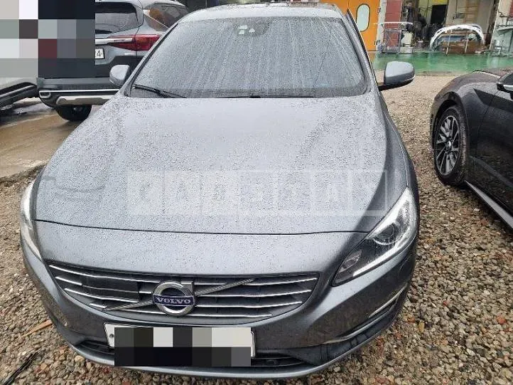 Photo 2 of 102: 2018 Volvo S60D3, VIN YV1FS79B0J2466713 — Korean insurance auction
