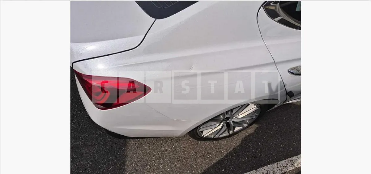 Photo 2 of 21: 2019 Genesis G70 — Korean insurance auction
