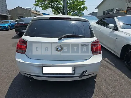 Photo 2 of 12: 2015 BMW 118d — Korean insurance auction