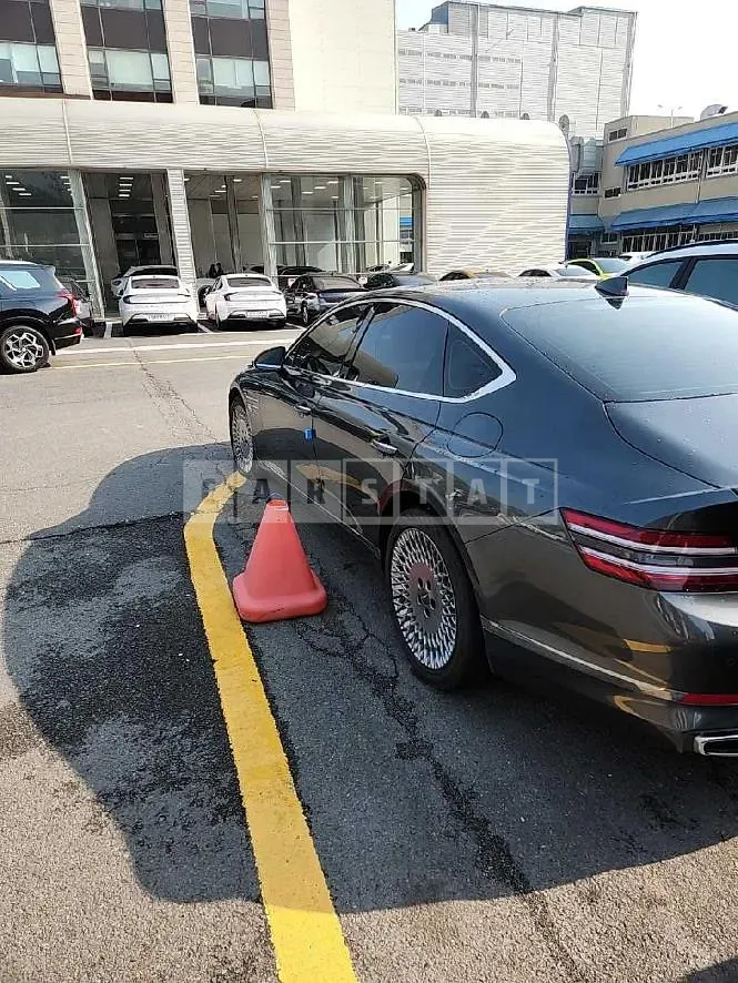 Photo 2 of 49: 2020 Genesis G80 2.5T — Korean insurance auction