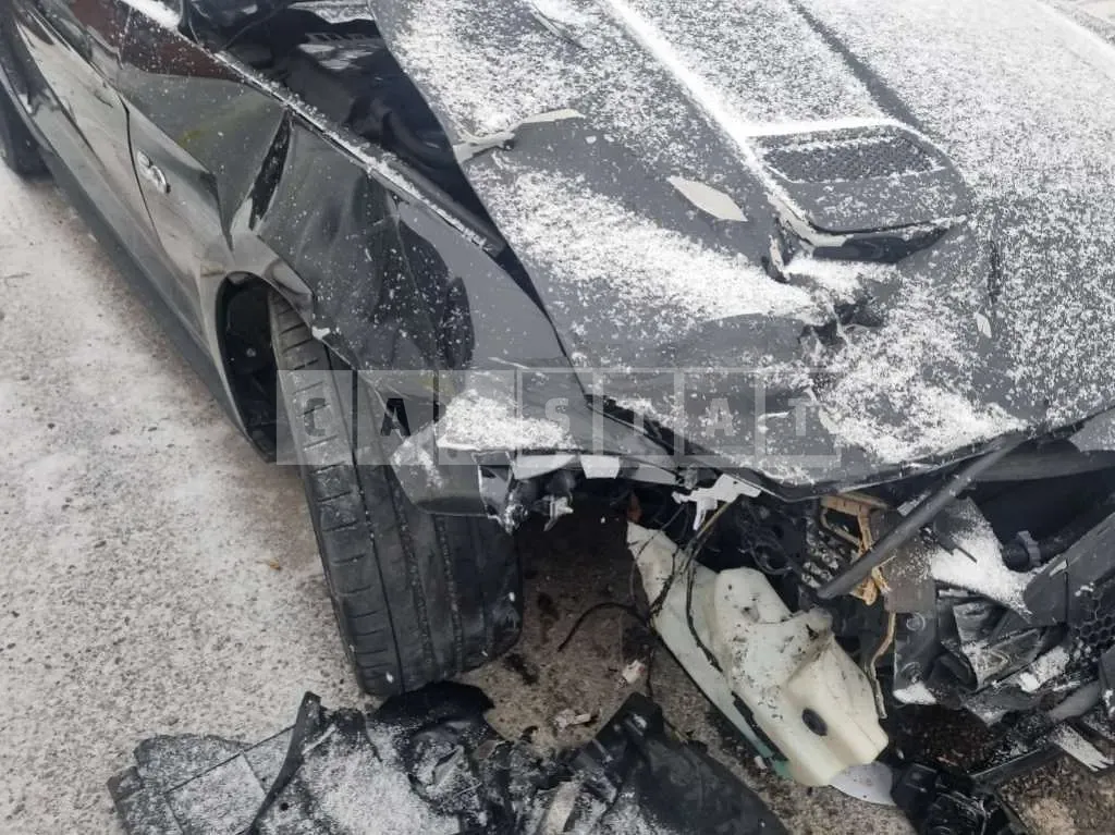 Photo 2 of 21: 2019 Ford Mustang 2.3 Convertible, VIN 1FATP8UH2K5190757 — Korean insurance auction