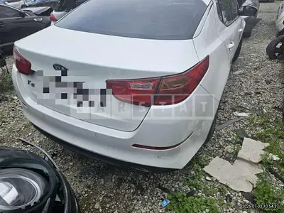 Photo 1 of 34: 2015 Kia K5 — Korean insurance auction