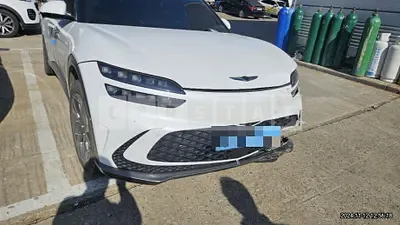 Photo 1 of 33: 2023 Genesis GV60 Electric Car — Korean insurance auction