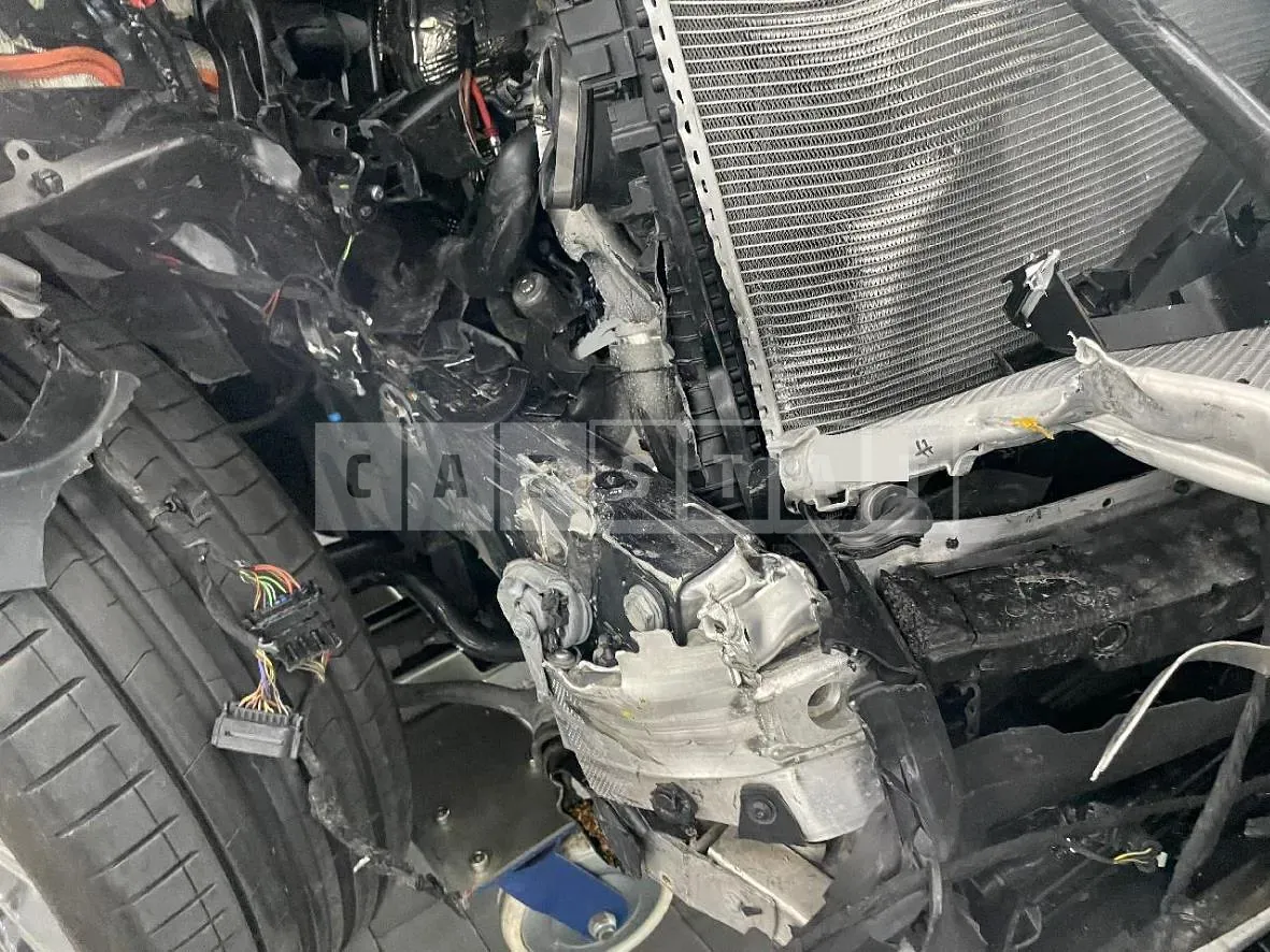 Photo 2 of 86: 2021 BMW X5 xDrive30d, VIN WBAJU8107M9H99864 — Korean insurance auction