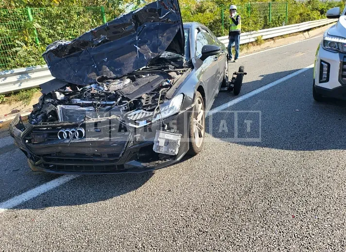 Photo 2 of 17: 2022 Audi A7 55 TFSI quattro, VIN WAUZZZF21NN053646 — Korean insurance auction