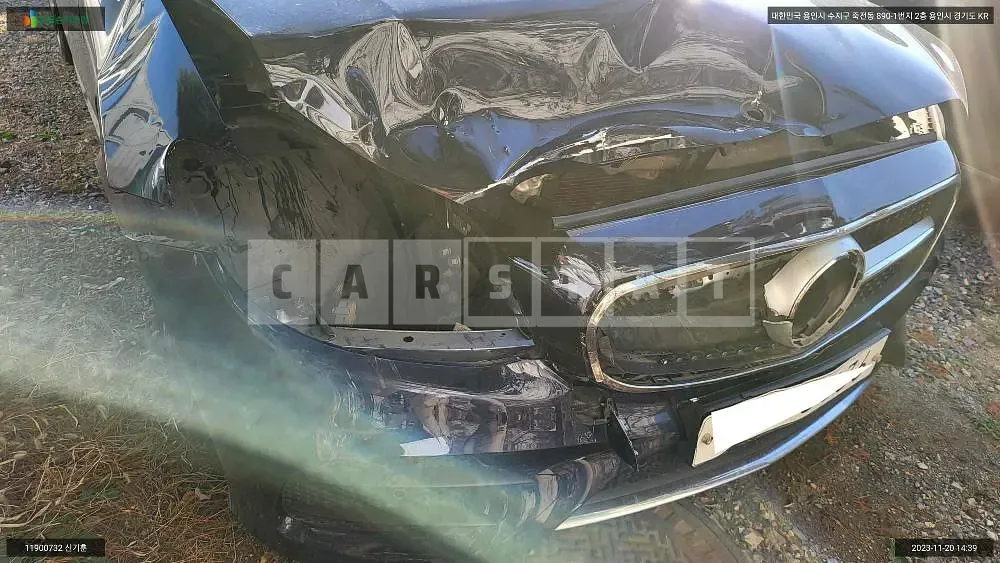 Photo 2 of 12: 2018 Mercedes-Benz E220 d Coupe, VIN WDD1J1EB1KF076639 — Korean insurance auction