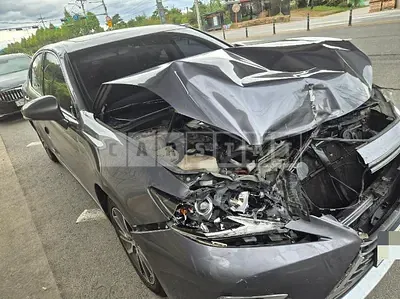 Photo 1 of 9: 2018 Lexus ES300h — Korean insurance auction