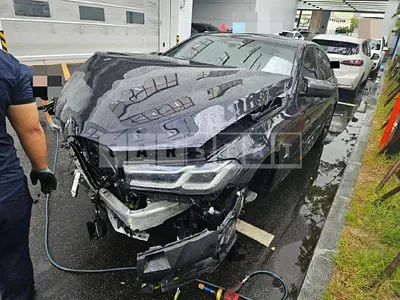 Photo 1 of 31: 2021 BMW 530e M Sport Package, VIN WBA51AG03MCH02770 — Korean insurance auction