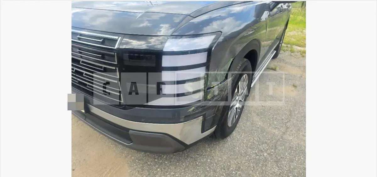 Photo 3 of 3: 2025 Hyundai (parts) Palisade Hybrid Headlamp — Korean insurance auction