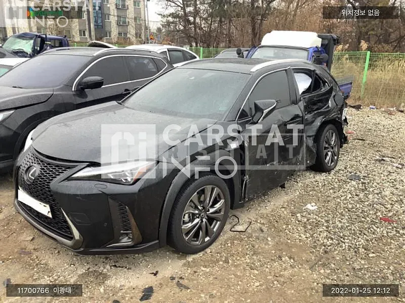 Photo 2 of 8: 2021 Lexus UX250h 2WD, VIN JTHR6JBH5M2097168 — Korean insurance auction
