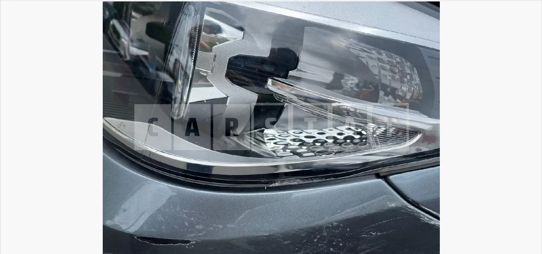 Photo 3 of 3: 2018 BMW (parts) 520i Headlamp — Korean insurance auction