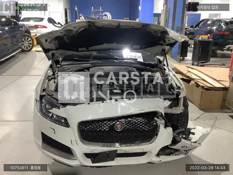 Photo 2 of 18: 2018 Jaguar XF 25T AWD, VIN SAJBA4BX9JCY68426 — Korean insurance auction