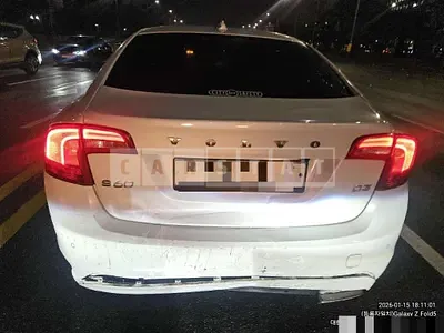 Photo 1 of 9: 2016 Volvo S60D3 — Korean insurance auction