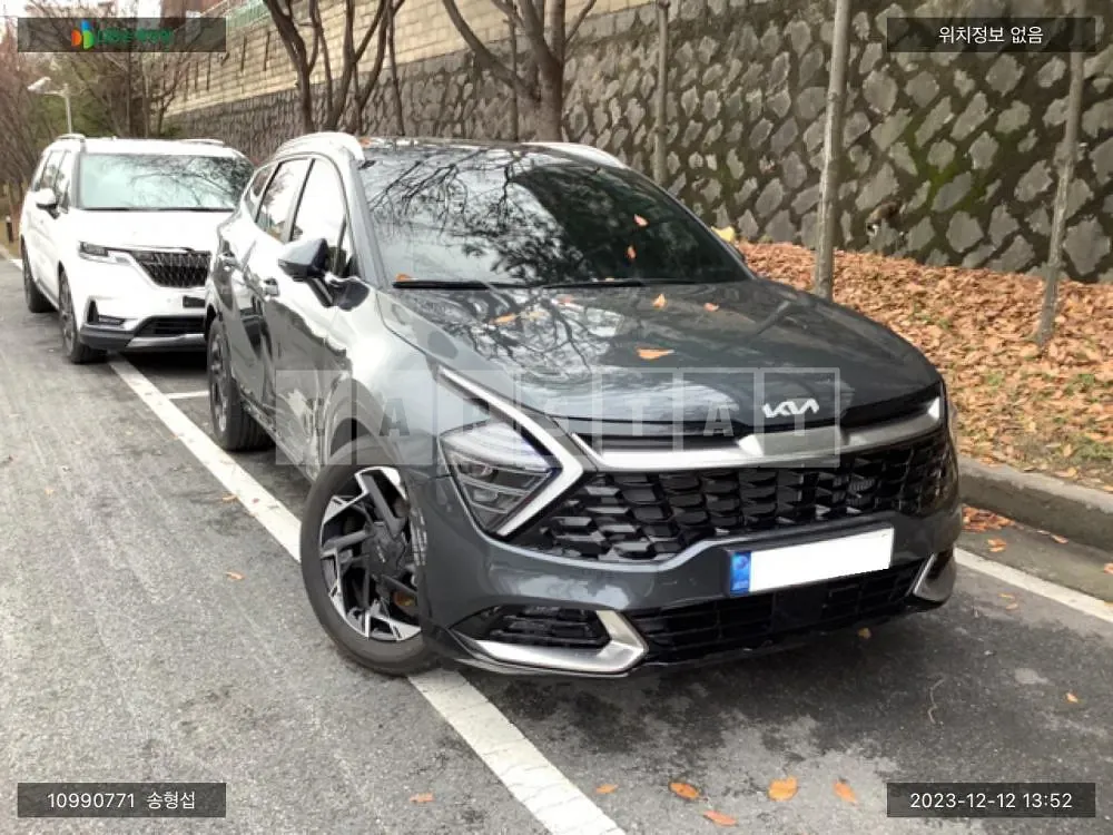 Photo 2 of 16: 2022 Kia Sportage, VIN KNAPW81CBNK064176 — Korean insurance auction