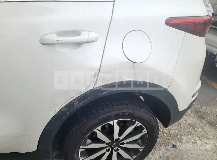 Photo 2 of 26: 2017 Kia Sportage 1.7 — Korean insurance auction