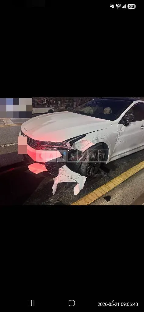 Photo 2 of 14: 2021 Kia K5 — Korean insurance auction