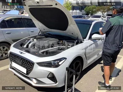 Photo 1 of 9: 2019 Genesis G70, VIN KMTG541EDJU021602 — Korean insurance auction