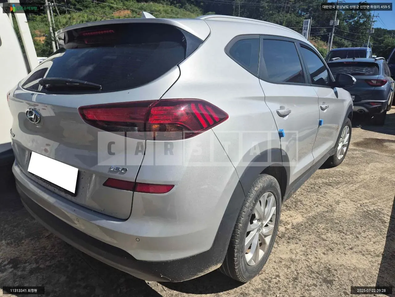 Photo 2 of 8: 2019 Hyundai Tucson, VIN KMHJ3817GKU040911 — Korean insurance auction