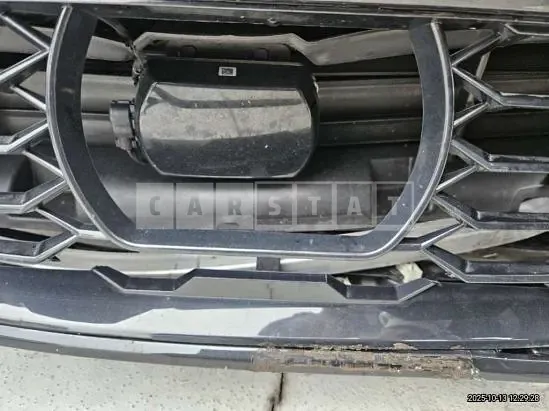 Photo 2 of 39: 2024 BMW 320i — Korean insurance auction