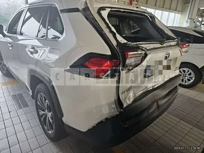 Photo 1 of 11: 2022 Toyota Love 4 — Korean insurance auction