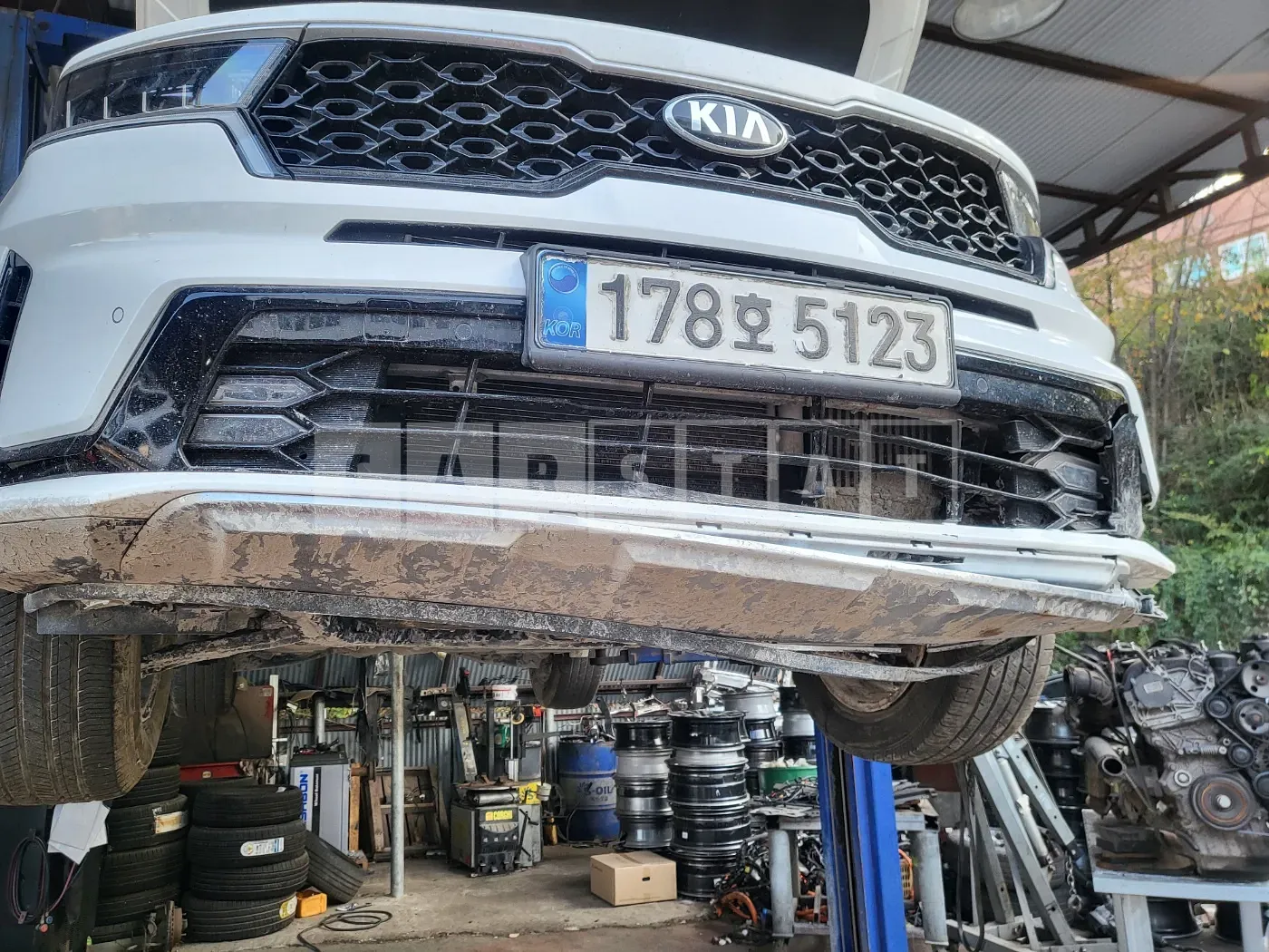 Photo 2 of 12: 2021 Kia Sorento, VIN KNARF81BHMA055360 — Korean insurance auction