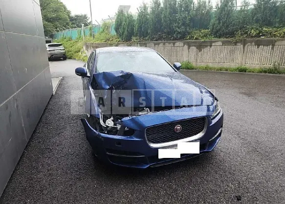 Photo 2 of 18: 2016 Jaguar XE 2.0d, VIN SAJAB4BNXGA914857 — Korean insurance auction