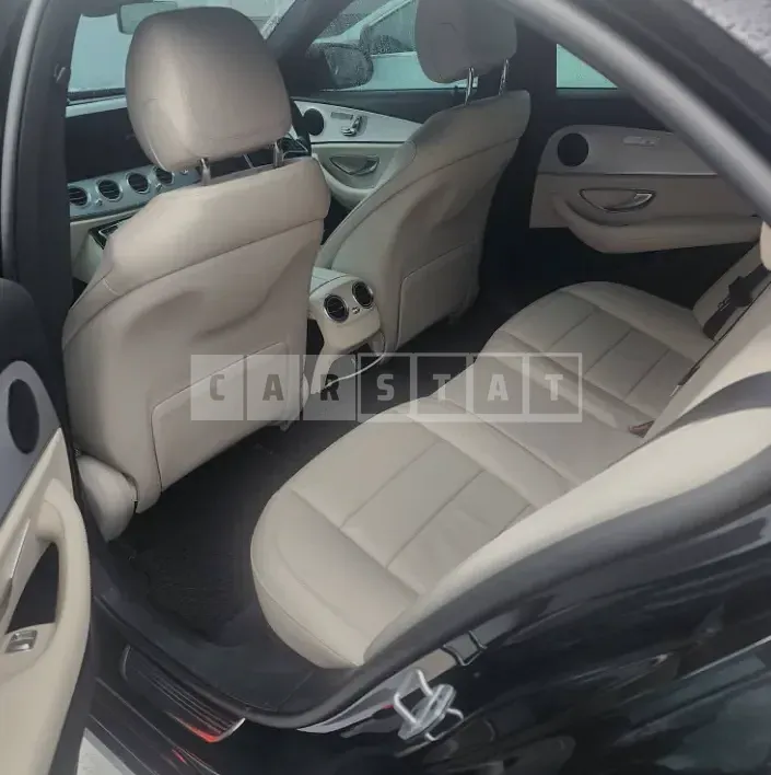 Photo 2 of 9: 2021 Mercedes-Benz E250, VIN W1KZF4FB3MA891607 — Korean insurance auction