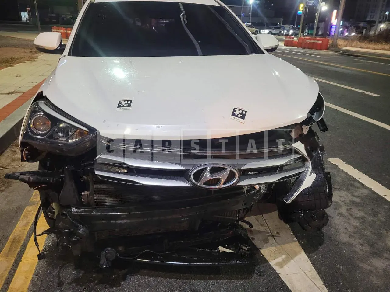 Photo 2 of 9: 2015 Hyundai Santa Fe, VIN KMHSU81UBGU587504 — Korean insurance auction