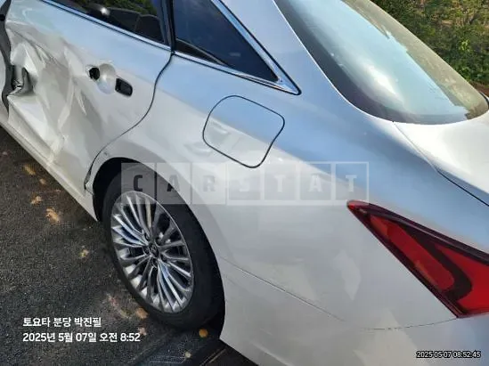 Photo 2 of 23: 2019 Toyota Avalon — Korean insurance auction
