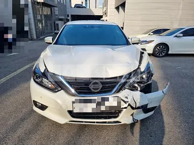 Photo 1 of 21: 2017 Nissan Altima 2.5 Sl (2016 Modified Model), VIN 1N4AL3AP6HC220185 — Korean insurance auction