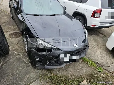 Photo 1 of 33: 2017 Toyota 86 Mt, VIN JF1ZNAC16H9710553 — Korean insurance auction