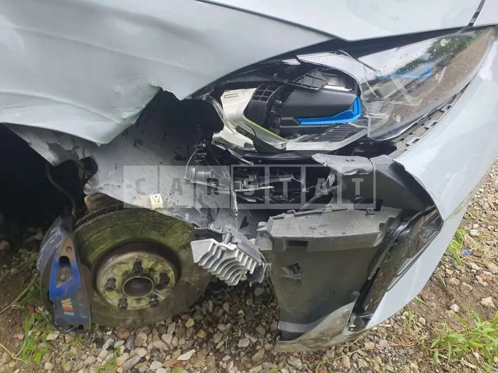 Photo 2 of 15: 2023 BMW i4 eDrive40 — Korean insurance auction