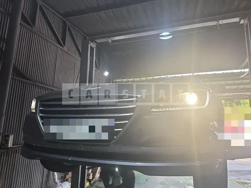 Photo 2 of 17: 2015 Genesis 3.3 — Korean insurance auction