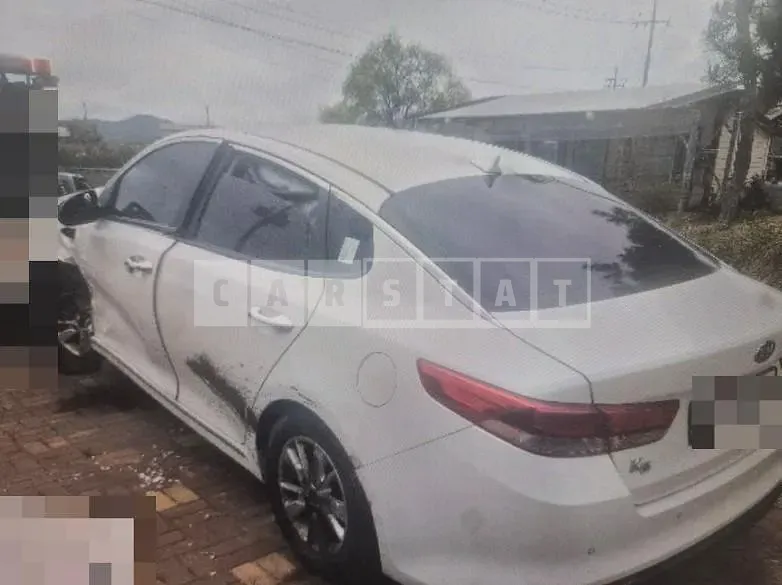 Photo 2 of 4: 2015 Kia K5 LPG — Korean insurance auction