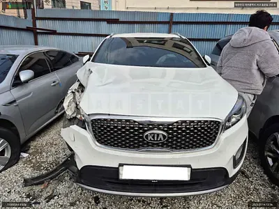 Photo 1 of 16: 2016 Kia Sorento, VIN KNAPS81ABGA241740 — Korean insurance auction