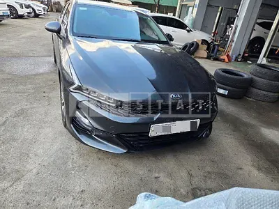 Photo 1 of 16: 2020 Kia K5 — Korean insurance auction