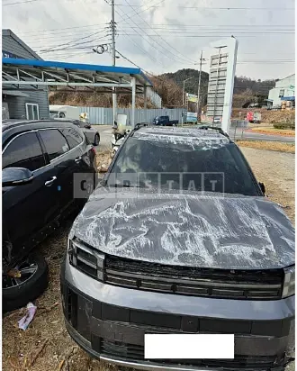 Photo 2 of 33: 2024 Hyundai Santa Fe — Korean insurance auction
