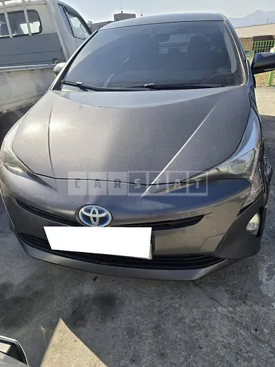 2017 TOYOTA PRIUS E
