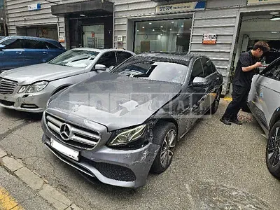 2019 Mercedes-Benz E300 4Matic