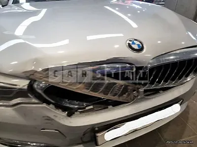 Photo 1 of 44: 2020 BMW 520d xDrive Luxury, VIN WBAJF5103LCE17131 — Korean insurance auction