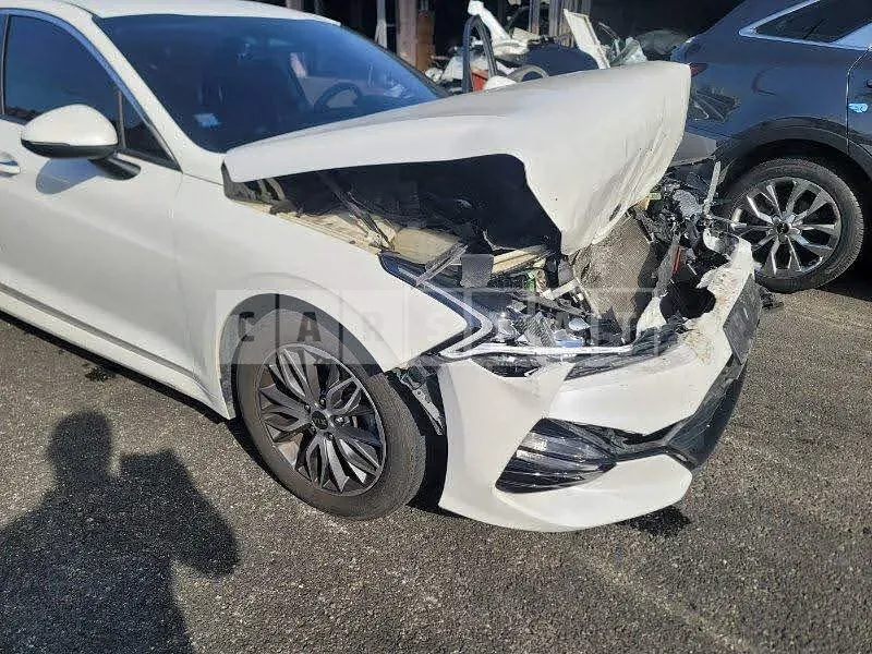 Photo 2 of 37: 2020 Kia K5, VIN KNAG141ABLA056813 — Korean insurance auction