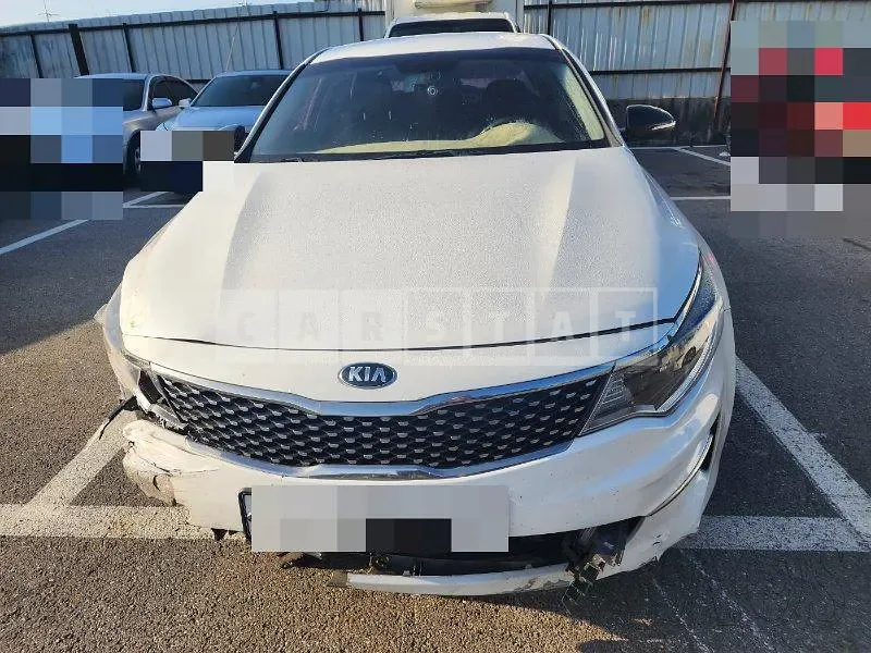 Photo 2 of 18: 2016 Kia K5 2.0 LPG, VIN KNAGS416BGA064274 — Korean insurance auction