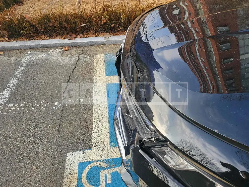 Photo 2 of 14: 2016 Chevrolet Impala 2.5, VIN 1G1155SA8GU152452 — Korean insurance auction