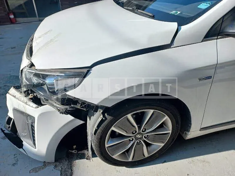 Photo 2 of 26: 2017 Hyundai IONIQ (Hybrid), VIN KMHF141GBNA462946 — Korean insurance auction