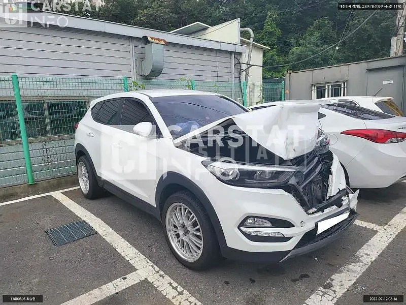 Photo 2 of 7: 2015 Hyundai Tucson, VIN KMHJ2815GGU065721 — Korean insurance auction